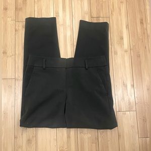 Dark green work pants size 0 but fit like 4